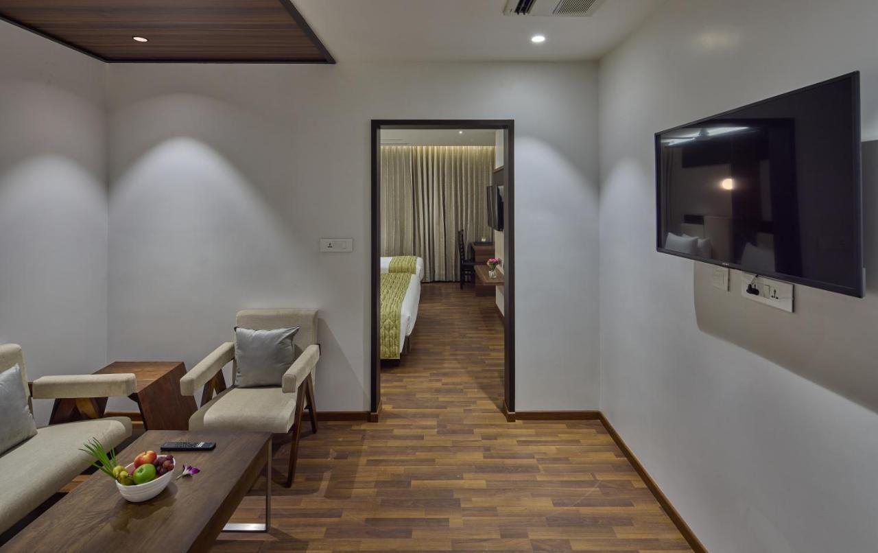 Grand Continent Hosur A Sarovar Portico Affiliate Hotel 外观 照片