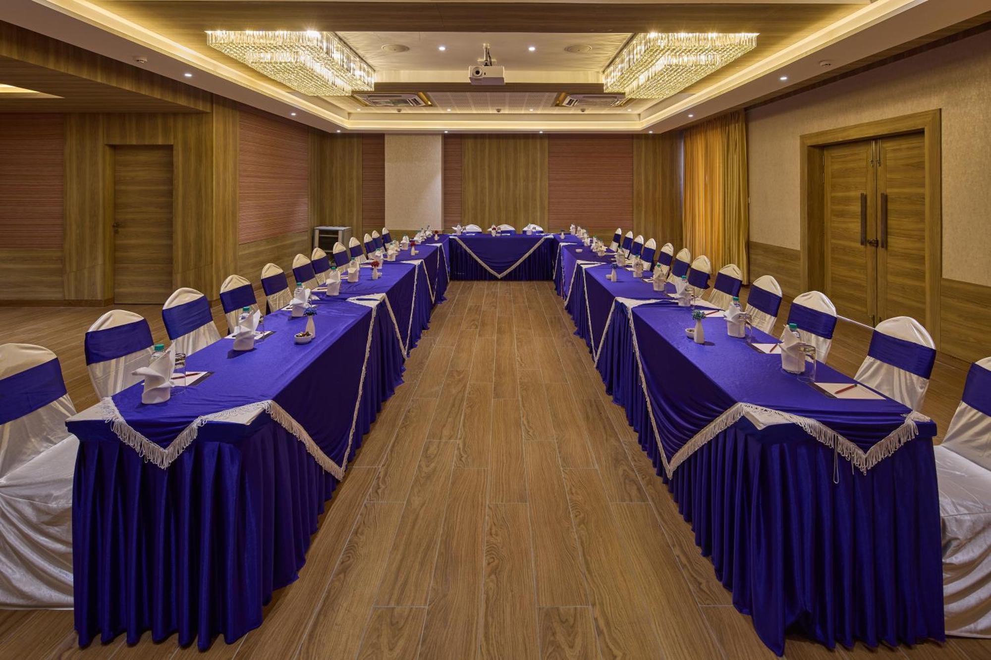 Grand Continent Hosur A Sarovar Portico Affiliate Hotel 外观 照片